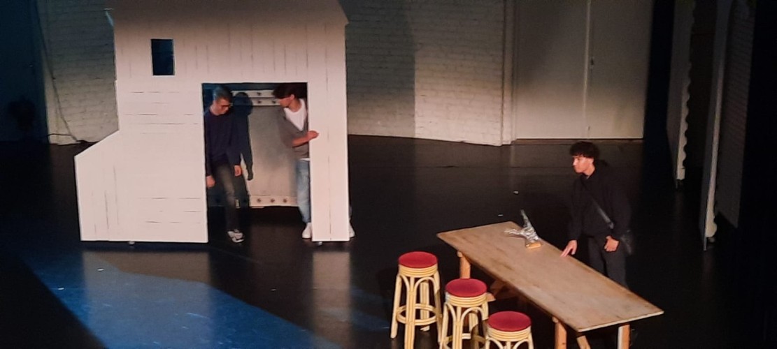 Taalbrugcollege bezoekt Annatheater voor workshop